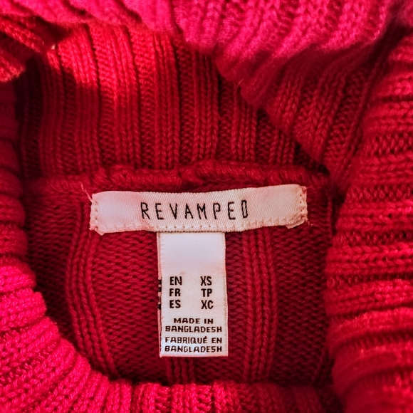Revamped Cropped Turtleneck Sweater Cherry Red - Picture 6 of 8